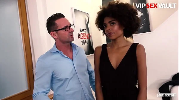 EXPOSED CASTING – Luna Corazon – Black Babe Enjoys Sucking A White Cock At Audition