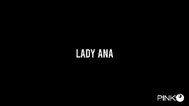 Lady Ana enjoys and squirts in double penetration