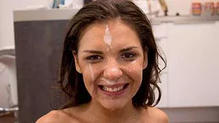 Deepthroat casting with big dick ends in massive facial