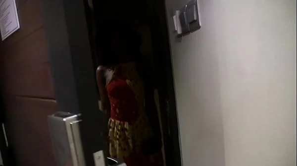 Ebony Amateur Whore Gets Fucked At First Casting!