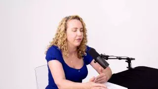 Savannah Bond: The Aussie Bombshell on the Rise